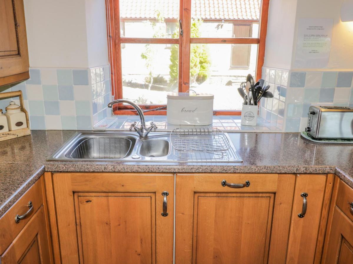 Danby Cottage Whitby Extérieur photo