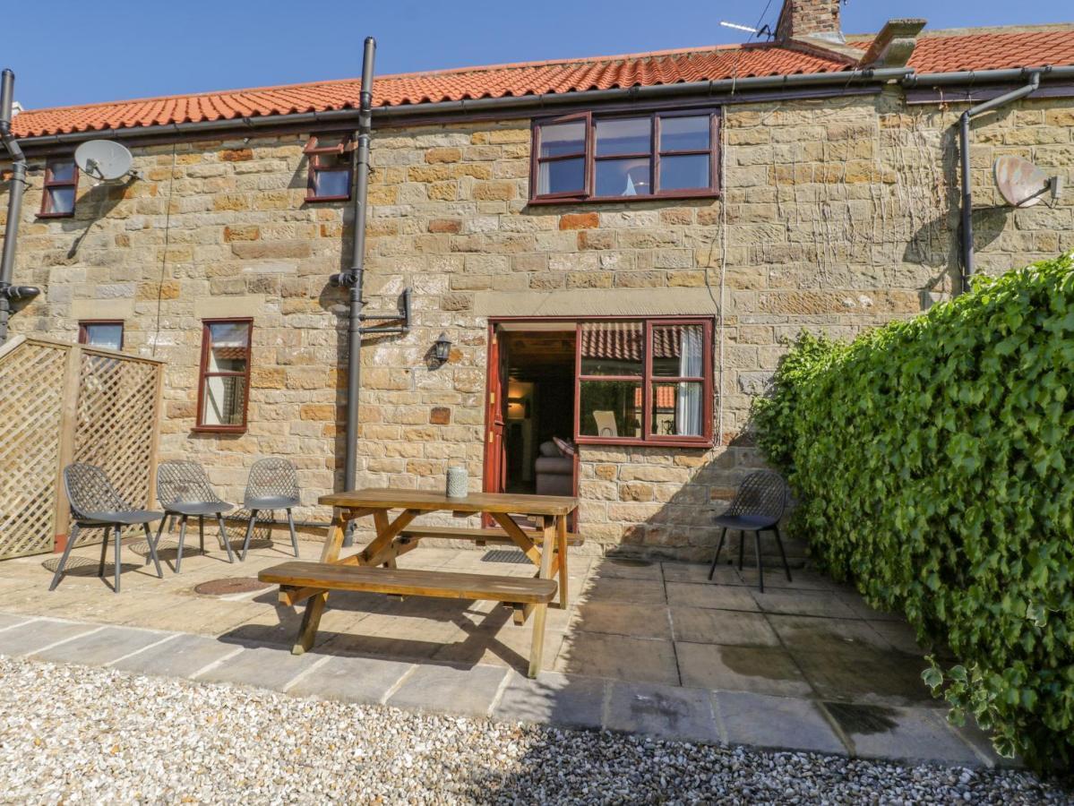 Danby Cottage Whitby Extérieur photo